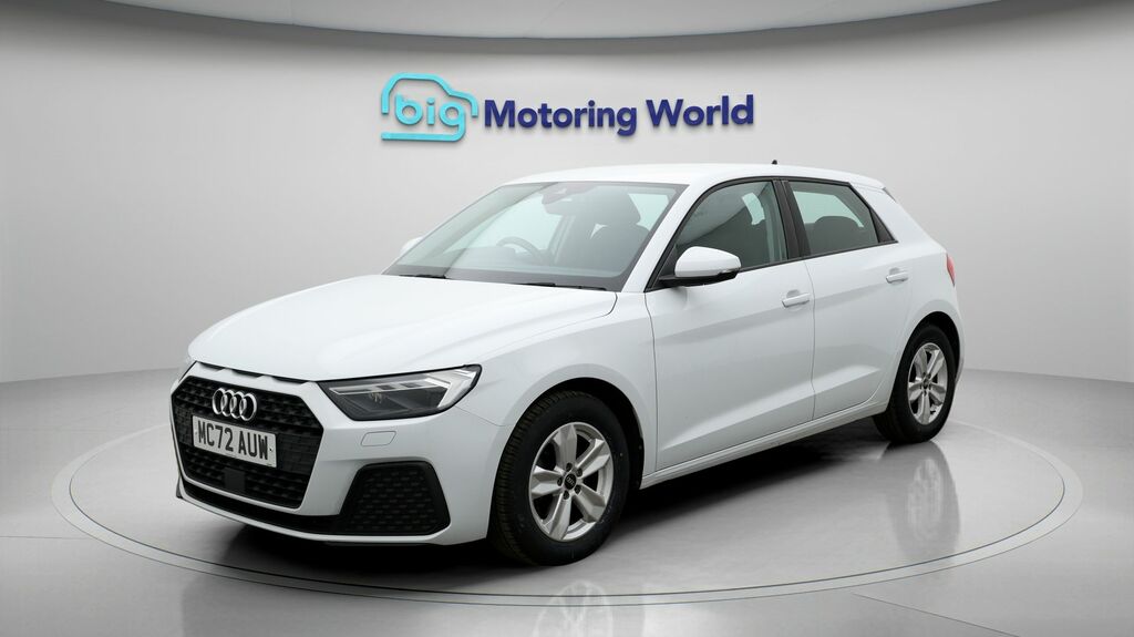 Audi A1 Technik MC72AUW White #3