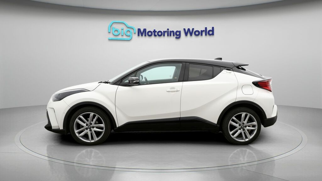 Toyota C-Hr Gr Sport OE23MVU White #4