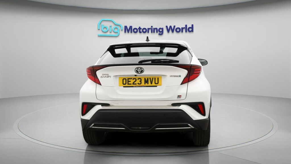 Toyota C-Hr Gr Sport OE23MVU White #6