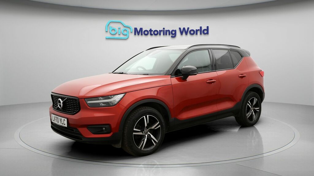 Volvo XC40 R-design LV70YLC Red #3