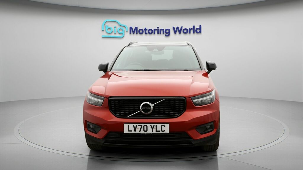 Volvo XC40 R-design LV70YLC Red #2