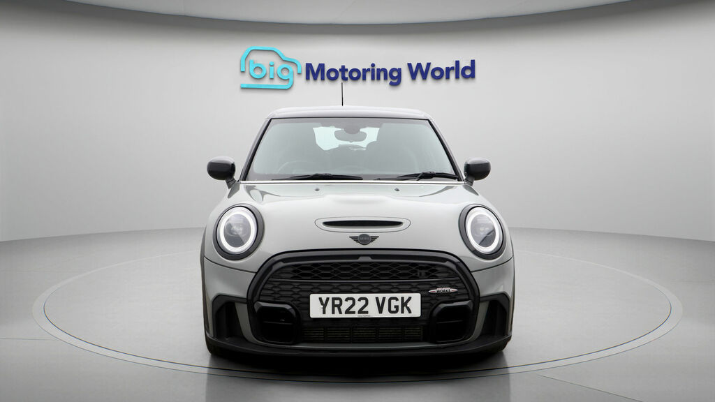 Mini Hatch Cooper S Sport YR22VGK Grey #2