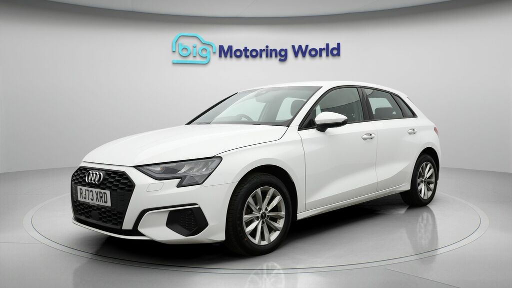 Audi A3 Technik White #3