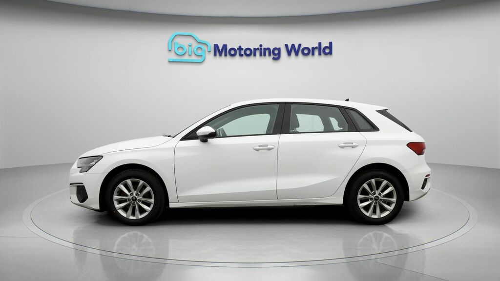 Audi A3 Technik White #4
