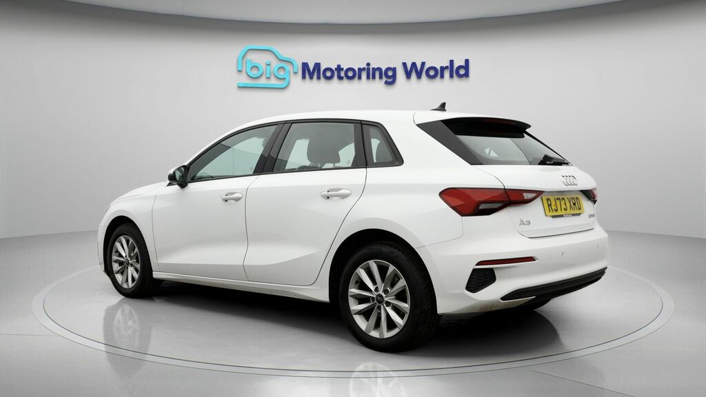 Audi A3 Technik White #5
