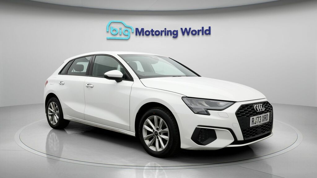 Audi A3 Technik White