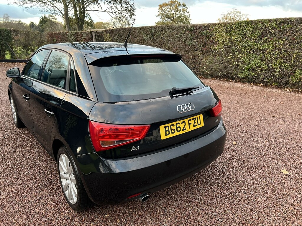 Audi A1 1.6 Tdi Sport 2012 Black #5