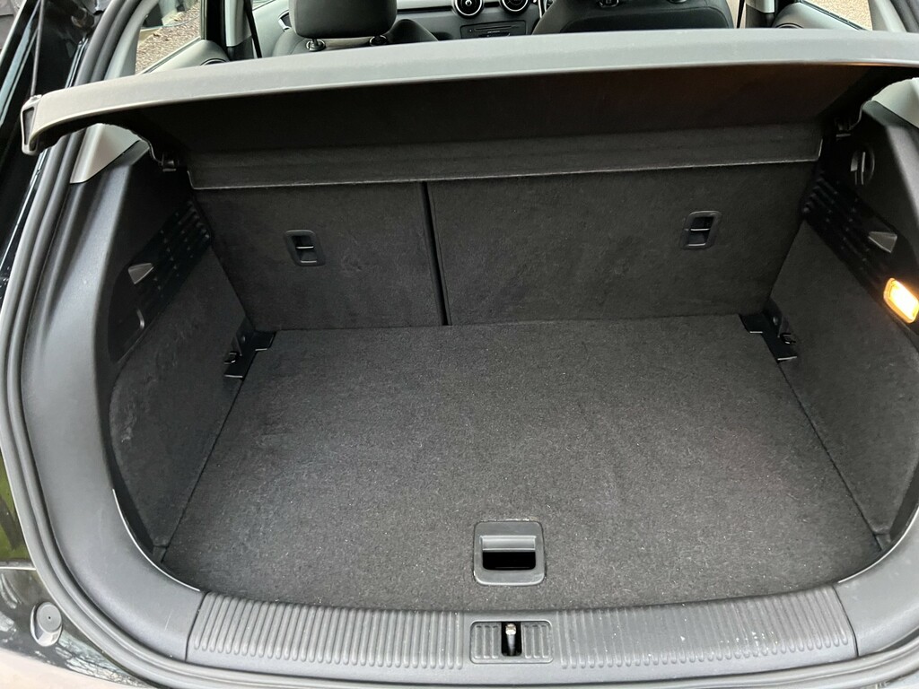 Audi A1 1.6 Tdi Sport 2012 Black #6