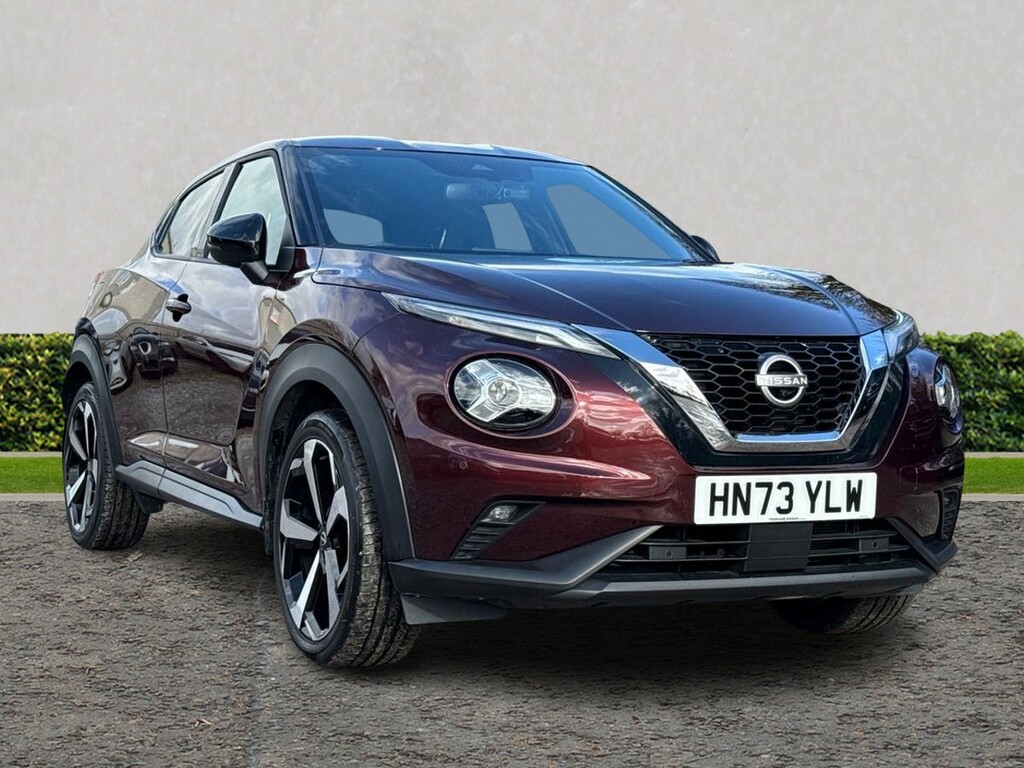 Nissan Juke 1.0 Dig-t 114 Tekna Red