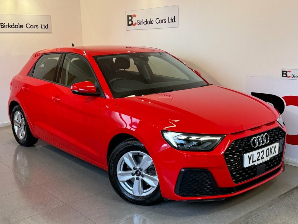 Audi A1 1L Technik YL22OKX Red #3