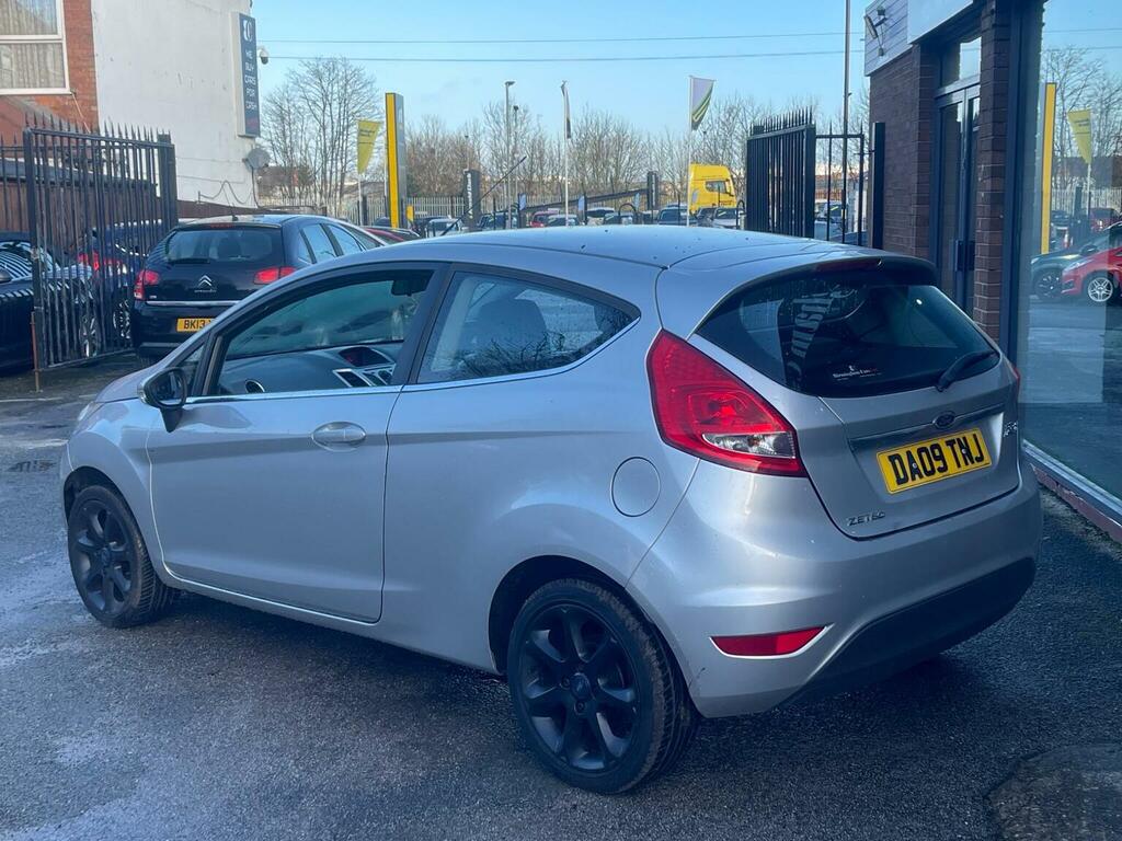 Ford Fiesta Hatchback 1.25 Zetec 200909 DA09TNJ Silver #5
