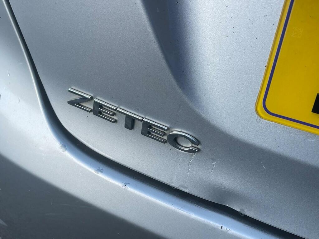 Ford Fiesta Hatchback 1.25 Zetec 200909 DA09TNJ Silver #6