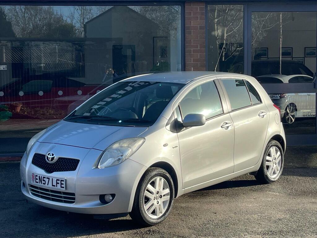 Toyota Yaris Hatchback 1.4 D-4d T3 200857 Silver #3