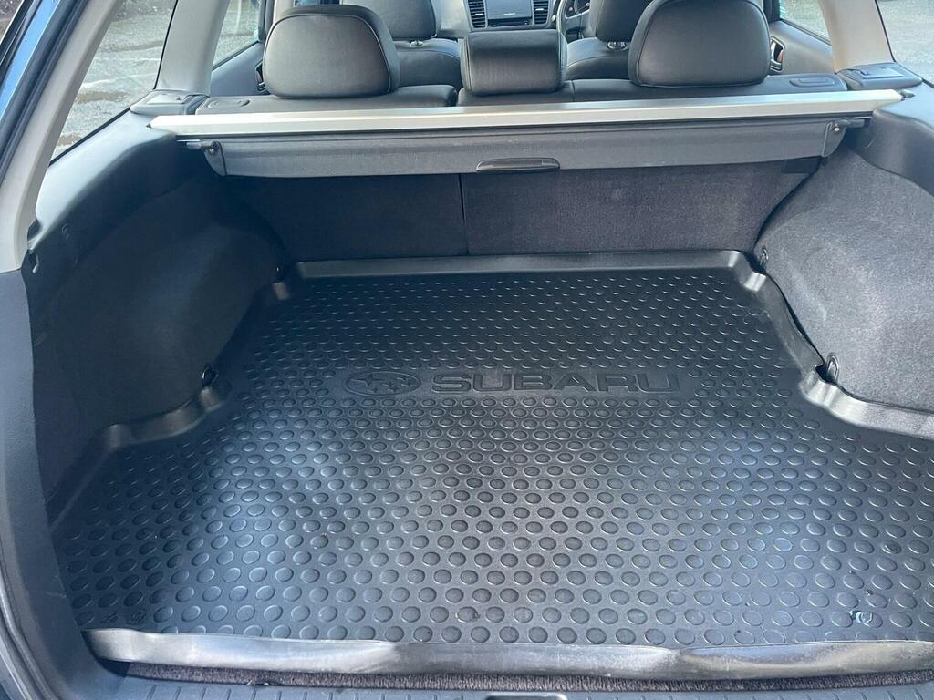 Subaru Outback 3.0 Rn Awd 245 Bhp-1 Owner From Silver #6