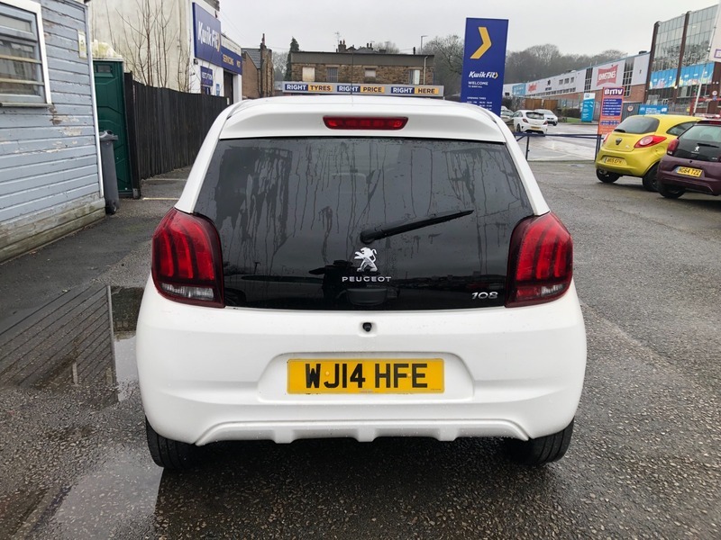 Peugeot 108 Active White #4