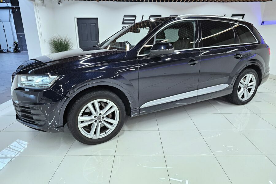 Audi Q7 3.0Tdi S Line Quattro VA65TLO Blue #3