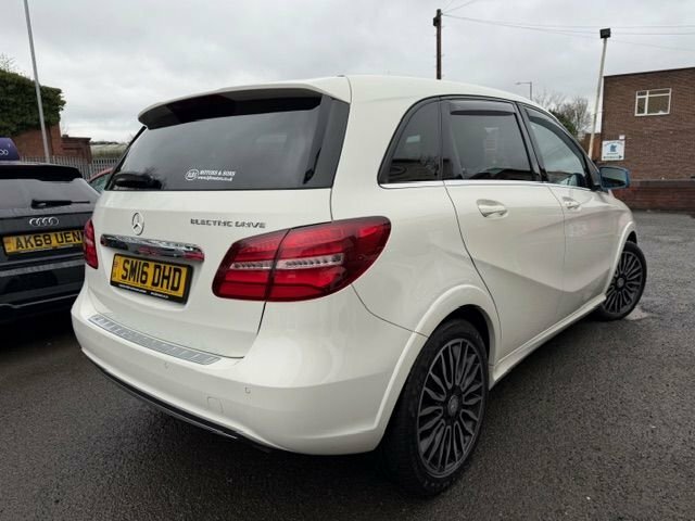 Mercedes-Benz B Class Art Mpv White #3