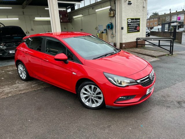 Vauxhall Astra 1.4I Turbo Design Hatchback DN19BHY Red #2