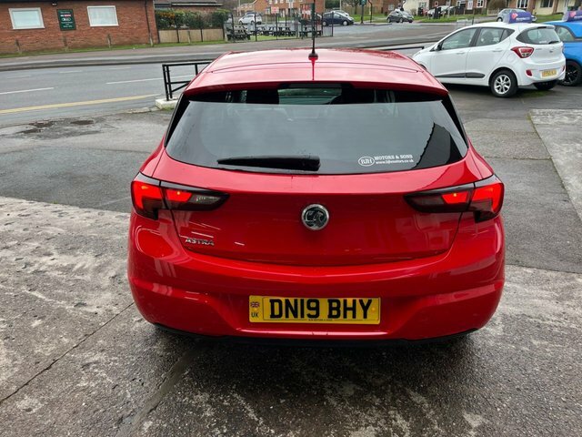 Vauxhall Astra 1.4I Turbo Design Hatchback DN19BHY Red #5