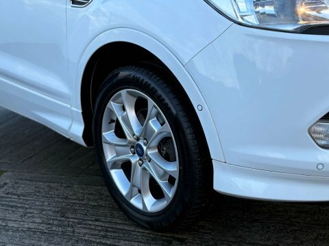 Ford Kuga 2.0 Kuga Titanium CA16MMK White #4
