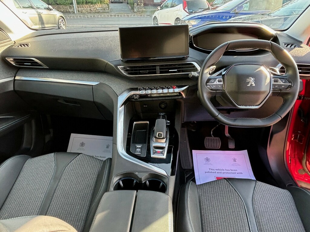 Peugeot 3008 1.2 Puretech Allure Premium Suv Eat Eur DK21GXT Red #4