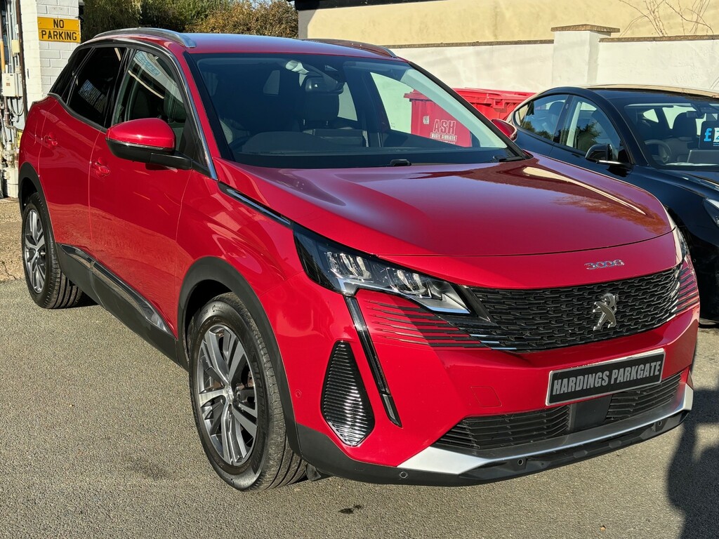 Peugeot 3008 1.2 Puretech Allure Premium Suv Eat Eur Red