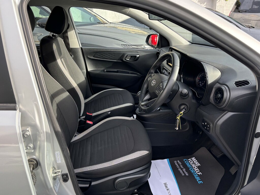 Hyundai I10 1.0 Se Connect Hatchback Euro 6 S HN72AVV Silver #3