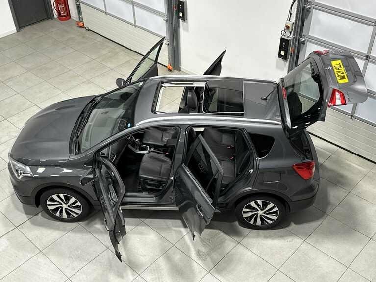 Suzuki SX4 Hatchback Red #18