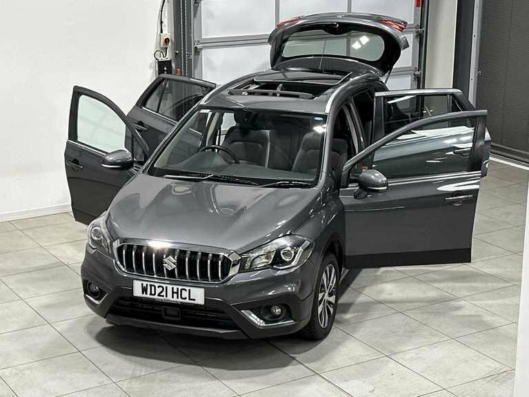 Suzuki SX4 Hatchback Red #16