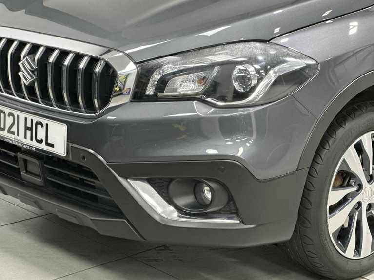 Suzuki SX4 Hatchback Red #6