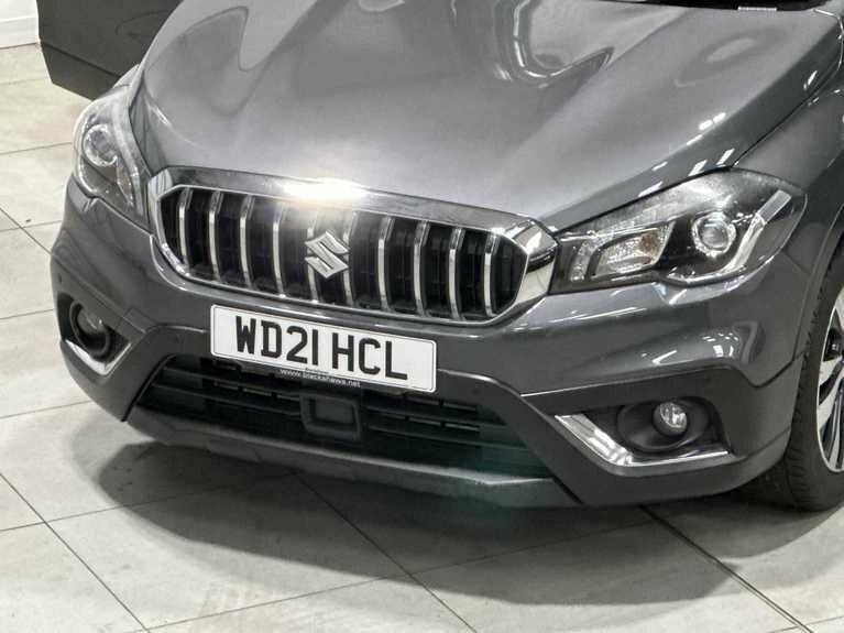 Suzuki SX4 Hatchback Red #19