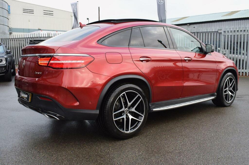 Mercedes-Benz GLE Coupe Suv 3.0 Gle350d V6 Amg Line Premium Plus Coupe G Red #4