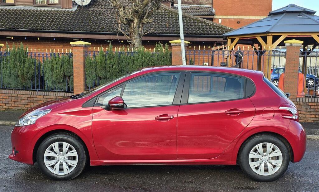 Peugeot 208 1.0 Vti Puretech Access Euro 5 2015 FP15UNR Red #5