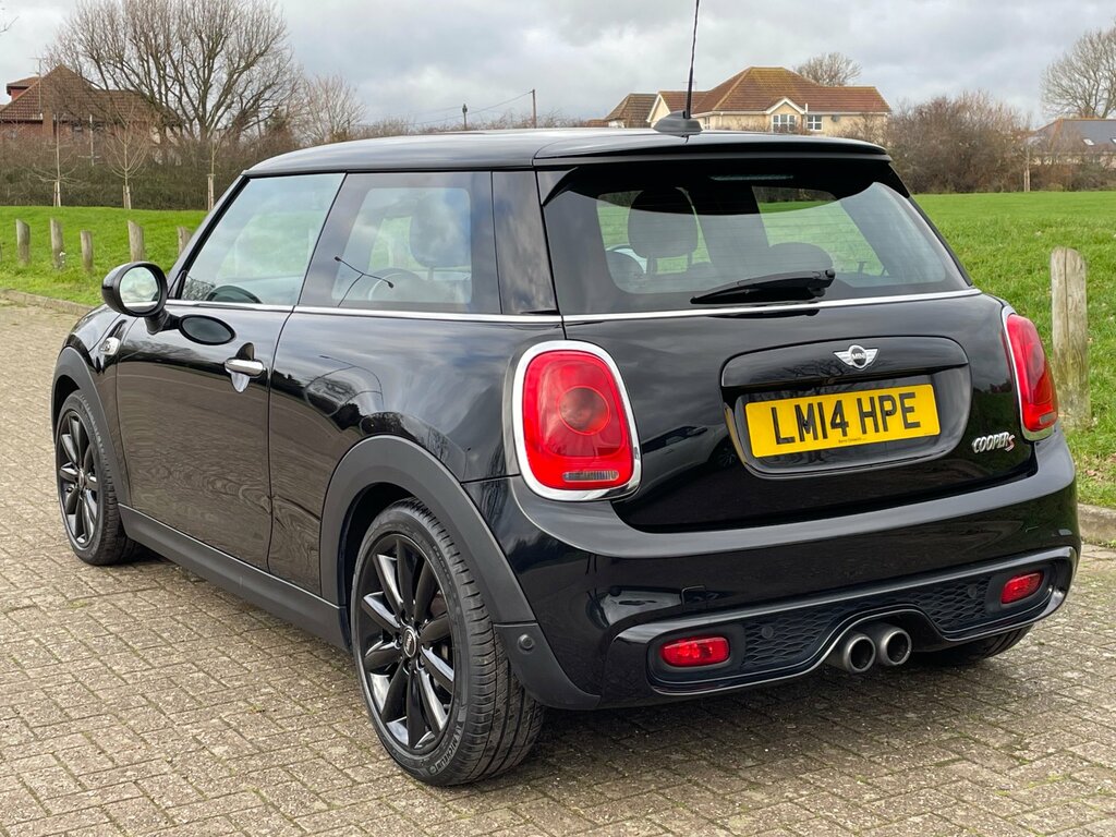 Mini Hatch 2.0 3dr Auto Black #4