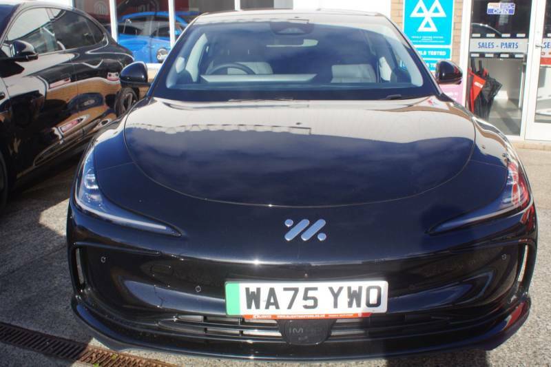 MG IM5 217Kw Standard Range 75Kwh Black #3