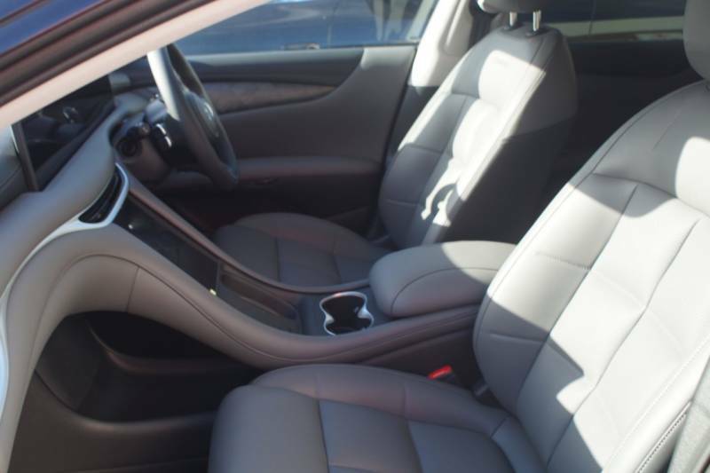 MG IM5 217Kw Standard Range 75Kwh Black #6