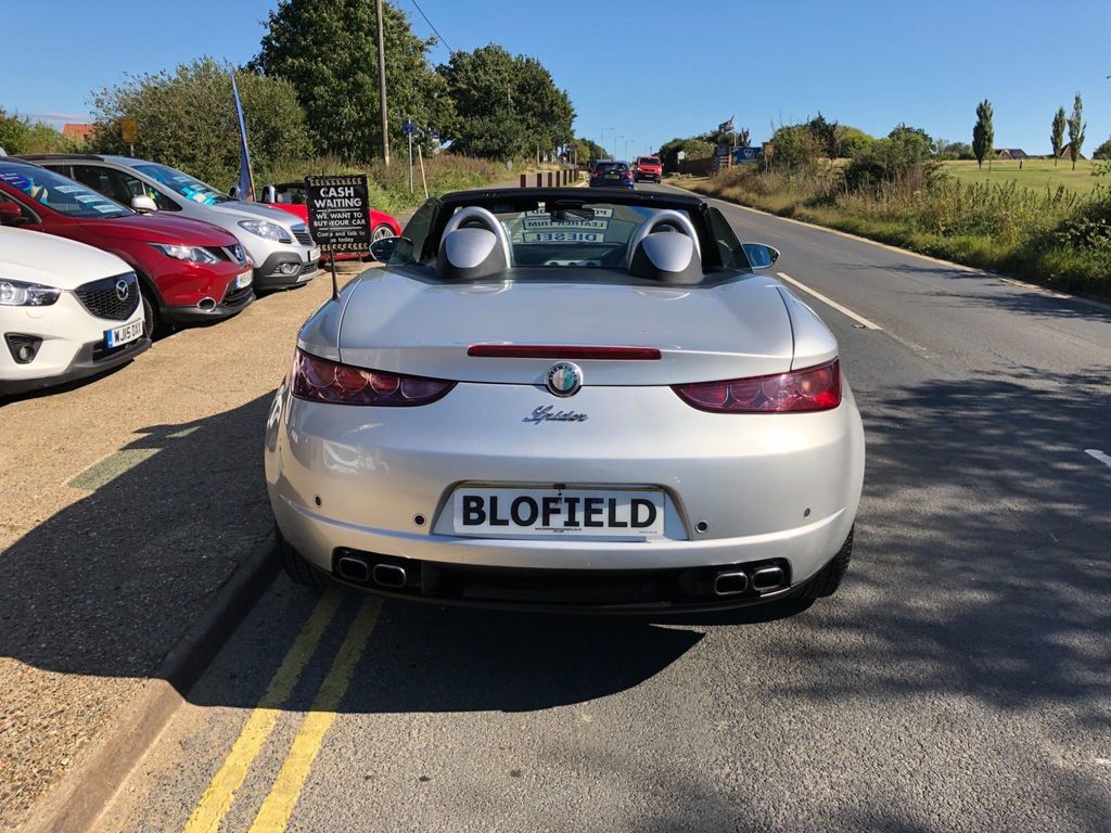 Alfa Romeo Spider 2.4 Jtdm 200 200 Bhp Silver #4