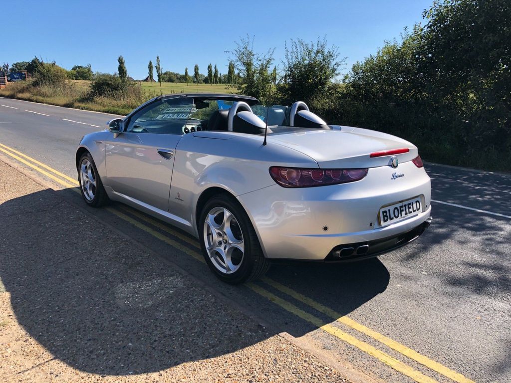 Alfa Romeo Spider 2.4 Jtdm 200 200 Bhp Silver #3