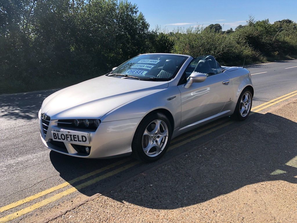 Alfa Romeo Spider 2.4 Jtdm 200 200 Bhp Silver
