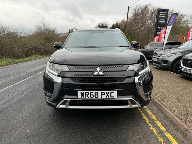 Mitsubishi Outlander 2.4H Twinmotor 13.8Kwh 4H Suv Plug-in H WR68PXC Black #2