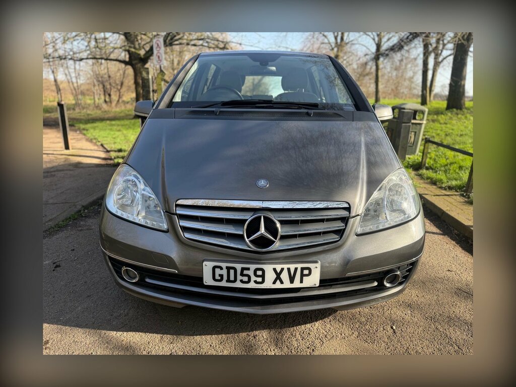 Mercedes-Benz A Class 1.5 A160 Elegance Se Hatchback Cvt 162 Grey #5