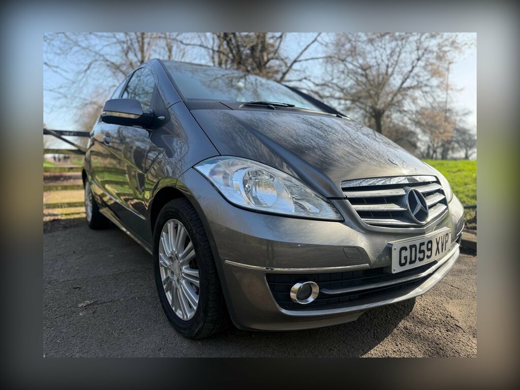 Mercedes-Benz A Class 1.5 A160 Elegance Se Hatchback Cvt 162 Grey