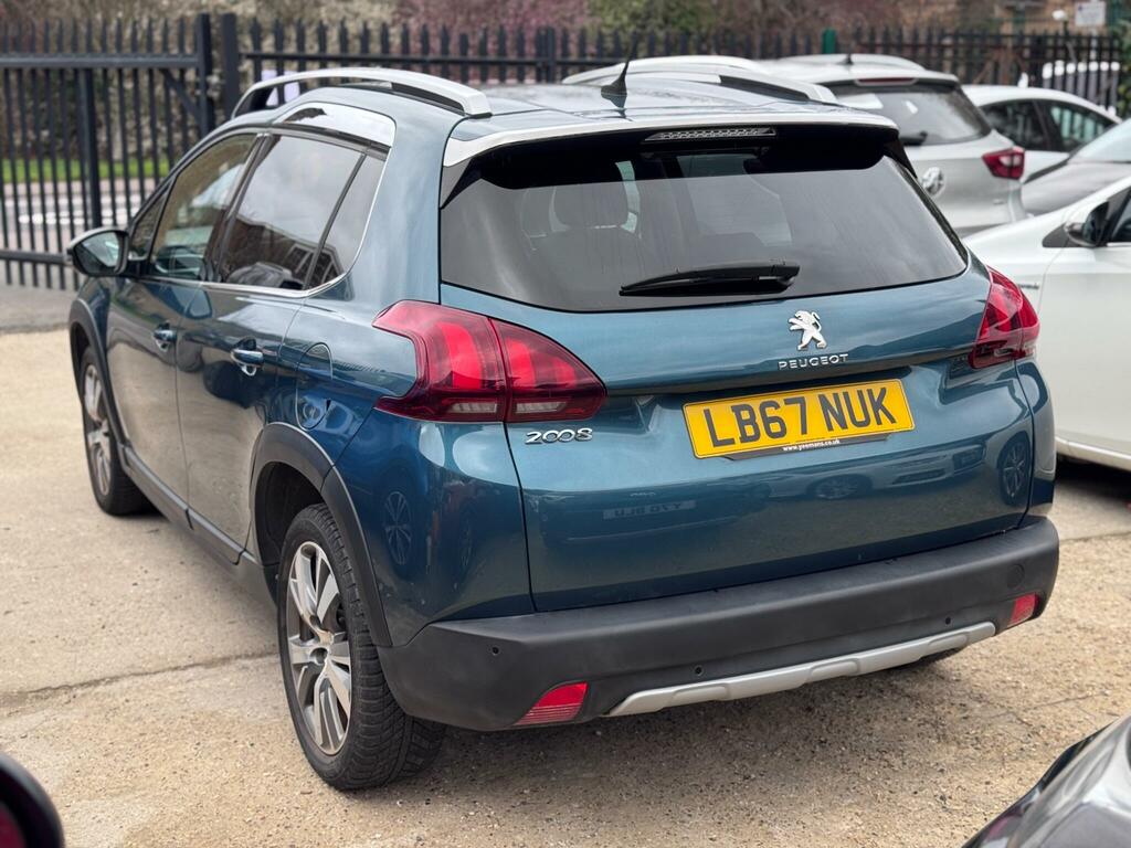 Peugeot 2008 1.2 Puretech Allure Eat Euro 6 Ss LB67NUK Green #2