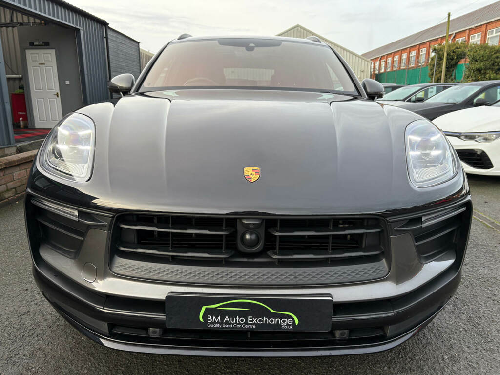 Porsche Macan T Pdk CMZ8809 Black #3