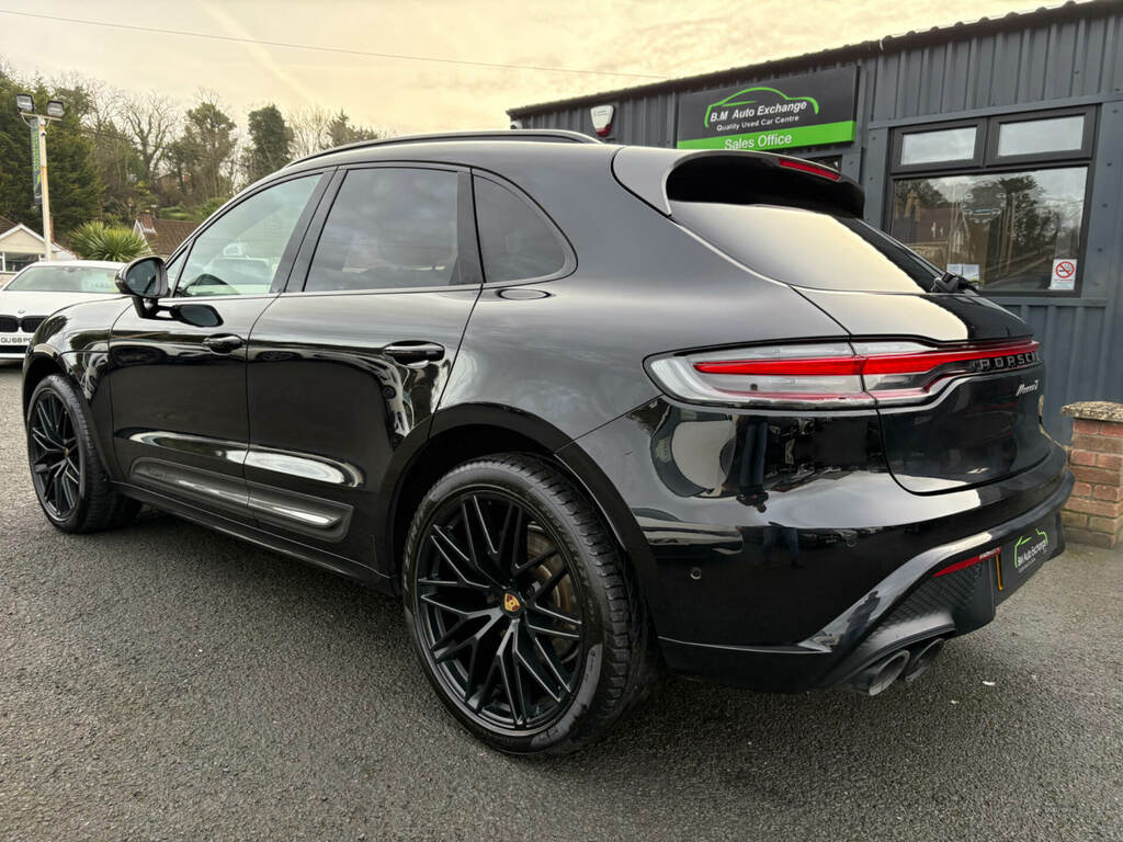 Porsche Macan T Pdk CMZ8809 Black #5
