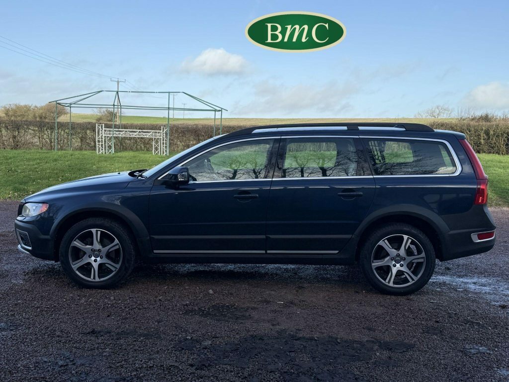Volvo XC70 2.4 D5 Se Lux Geartronic Awd Euro 5 Blue #4