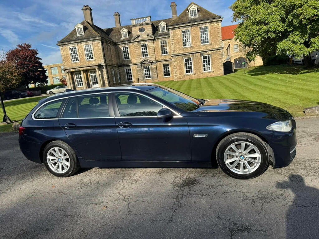 BMW 5 Series Estate 2.0 520D Se Touring 2013 YD63EMF Blue #4