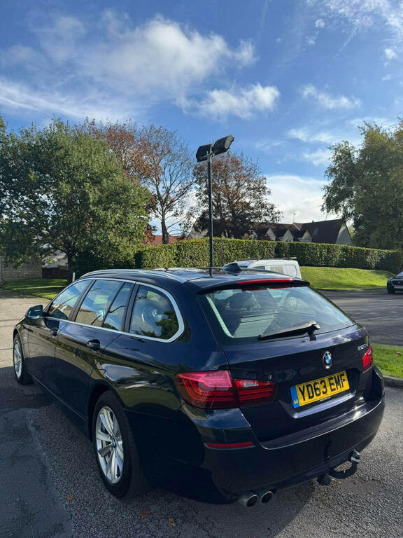 BMW 5 Series Estate 2.0 520D Se Touring 2013 YD63EMF Blue #3