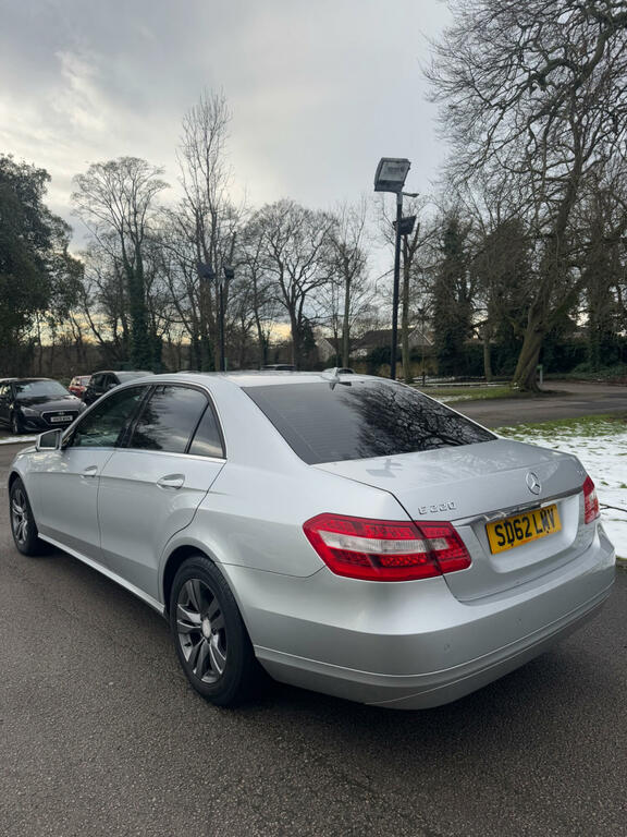 Mercedes-Benz E Class Saloon 2.1 E220 Cdi Blueefficiency Se 201262 SD62LMV Silver #3