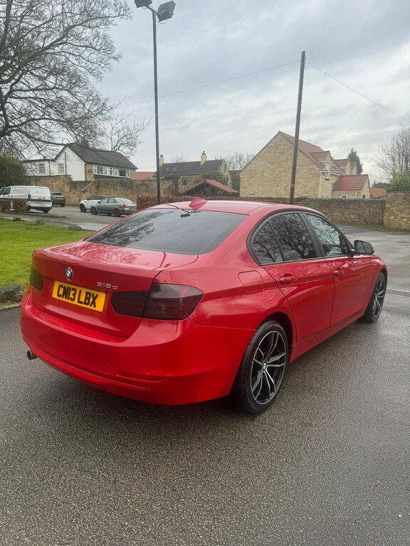 BMW 3 Series Saloon 2.0 318D Se Saloon 2013 CN13LBX Red #4